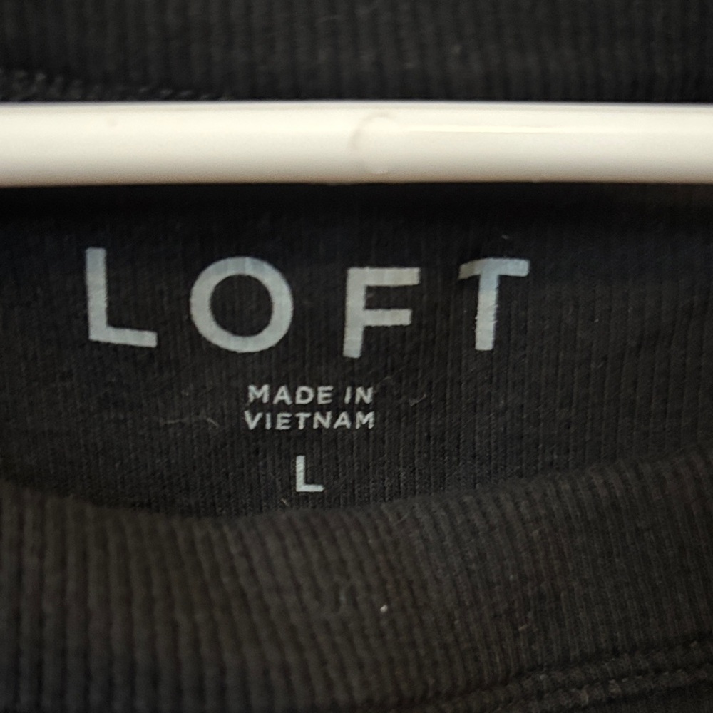 LOFT Black Ribbed Scoop Neck Tank Top - Picture 2 of 3